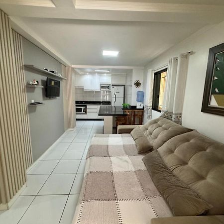 בומבינאס Residencial Montoski מראה חיצוני תמונה
