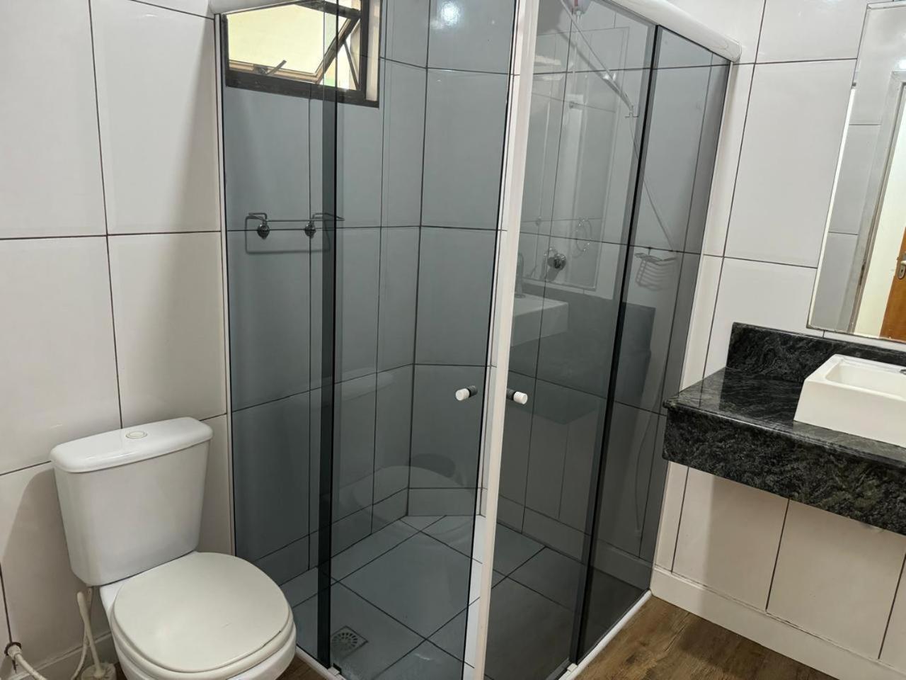בומבינאס Residencial Montoski מראה חיצוני תמונה